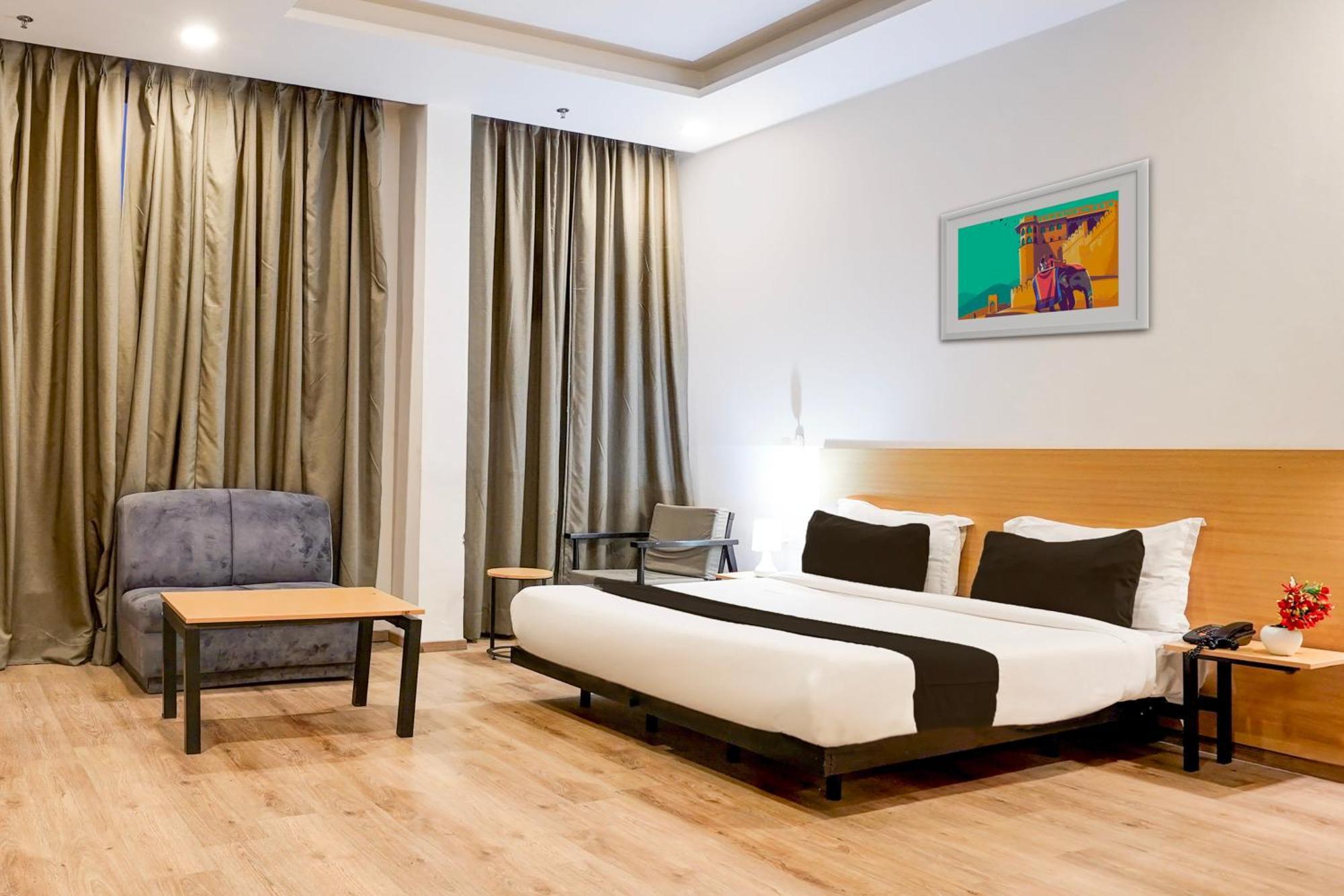 Super Townhouse Gomti Nagar Matiyari Hotel Chinhat Exterior foto