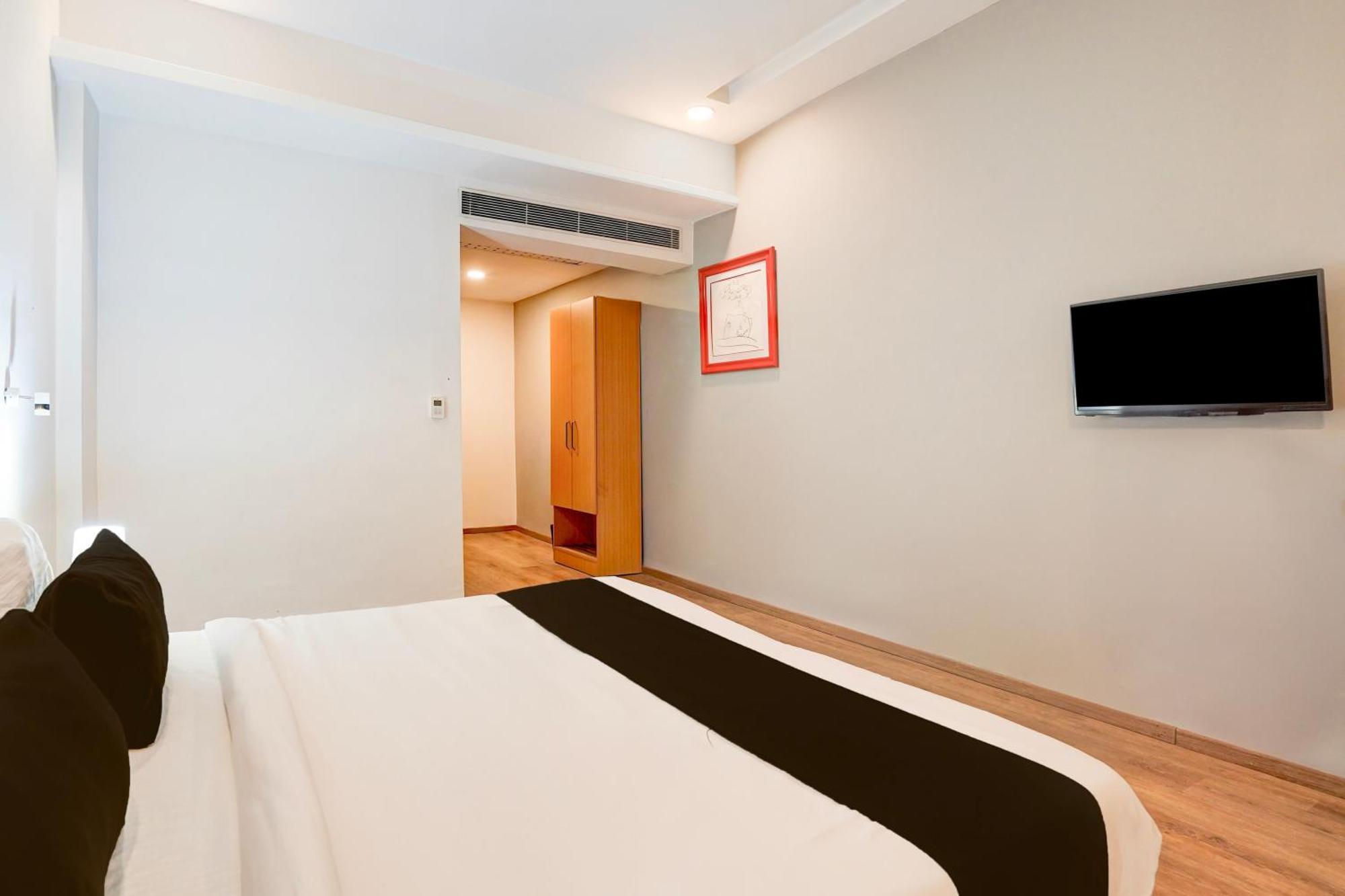 Super Townhouse Gomti Nagar Matiyari Hotel Chinhat Exterior foto